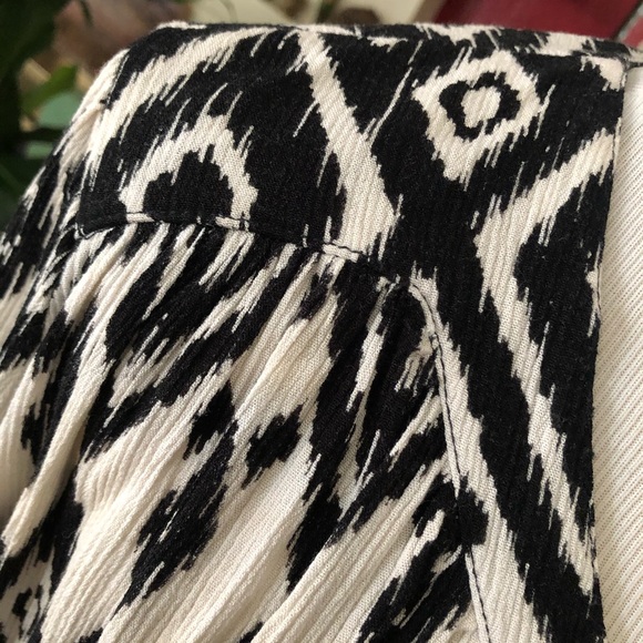 House of Skye 70’s Fashion Top - Picture 9 of 16